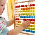 De top 10 van educatief speelgoed voor kinderen: verbeteren van leren door spelen