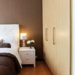 10 creatieve manieren om je slaapkamer te organiseren met een meubelgarderobe